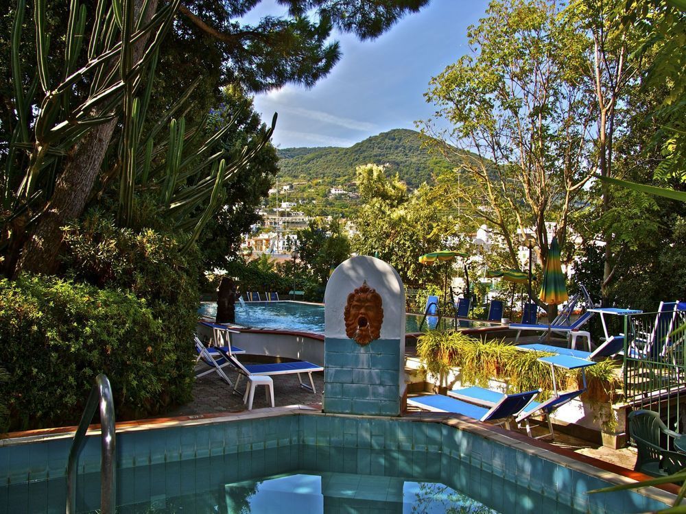 Hotel Vittoria Искья Экстерьер фото